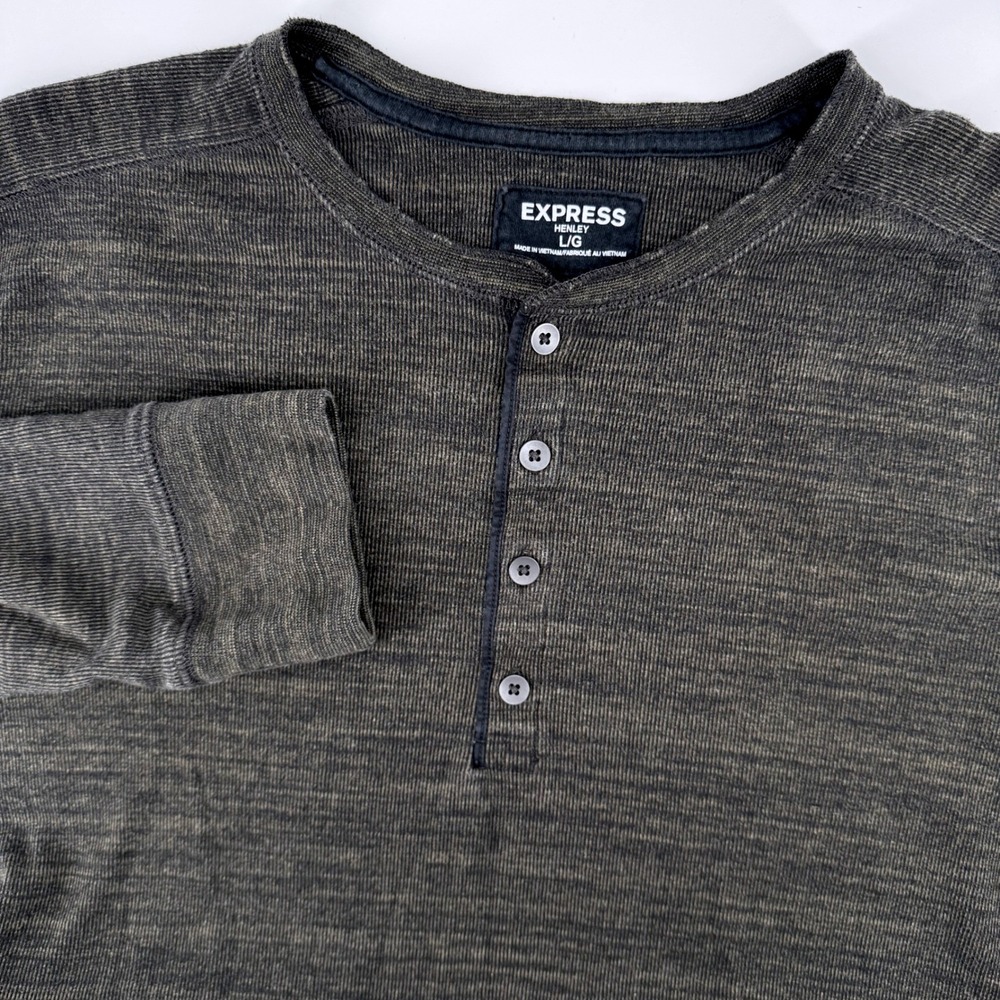 Express Henley Shirt Large Gray Long Sleeve Waffle Knit Cotton Blend Thermal